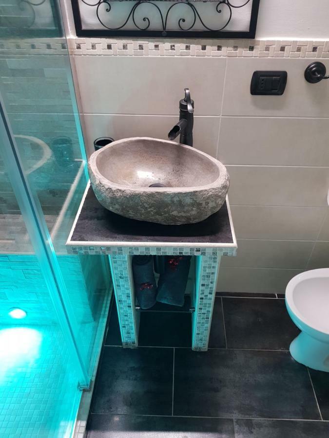 Suite In Milano Certosa Station Екстер'єр фото