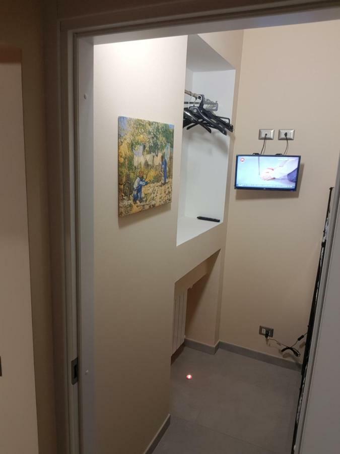 Suite In Milano Certosa Station Екстер'єр фото